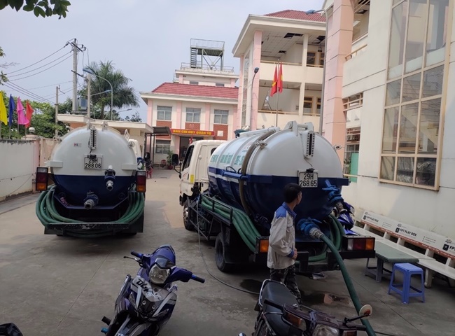 Đơn vị r&uacute;t hầm cầu quận 11 c&ugrave;ng quy tr&igrave;nh chuy&ecirc;n nghiệp