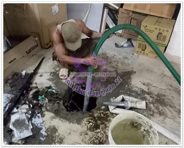 Có nên đào hầm cầu mới khi bồn cầu bị nghẹt